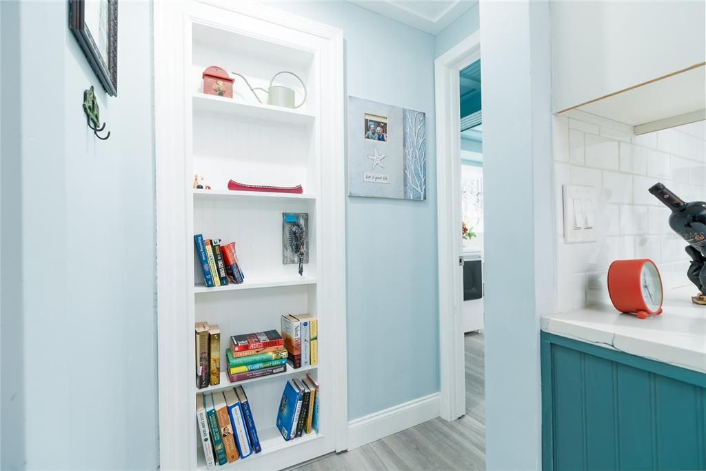 En Venta: $1,049,000 (4 camas, 2 baños, 1845 Pies cuadrados)