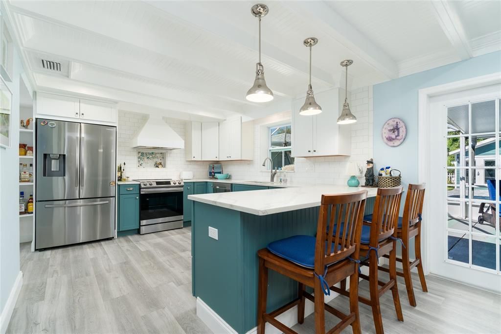 En Venta: $1,049,000 (4 camas, 2 baños, 1845 Pies cuadrados)