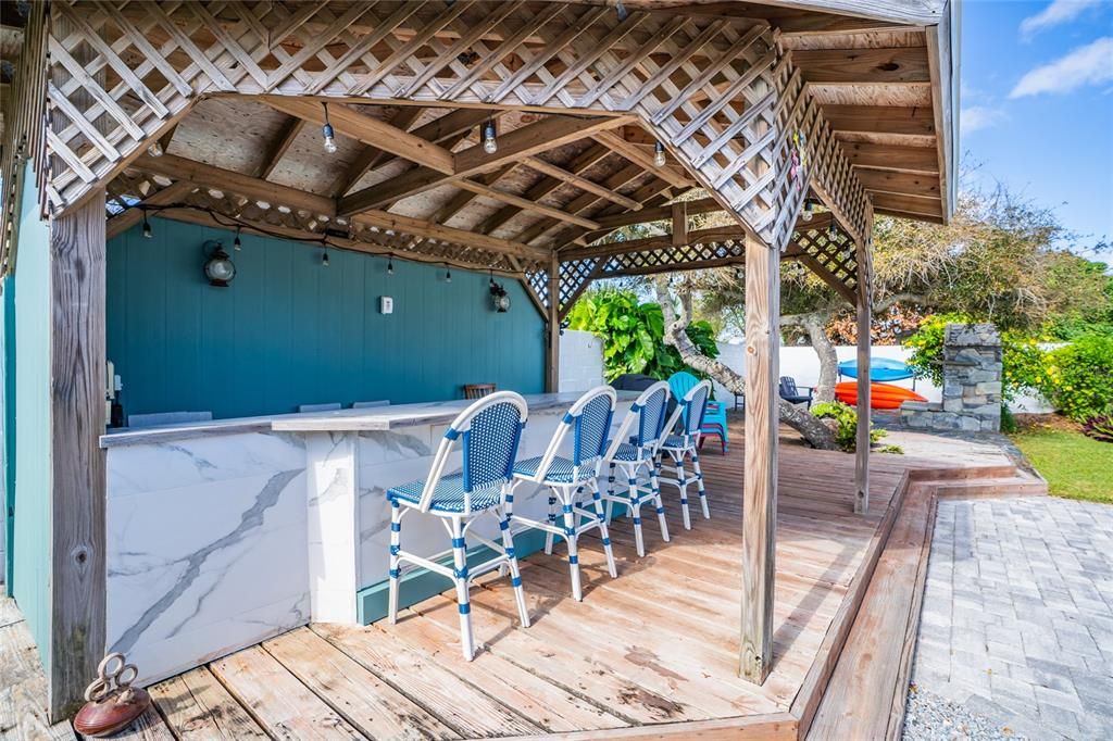 En Venta: $1,049,000 (4 camas, 2 baños, 1845 Pies cuadrados)