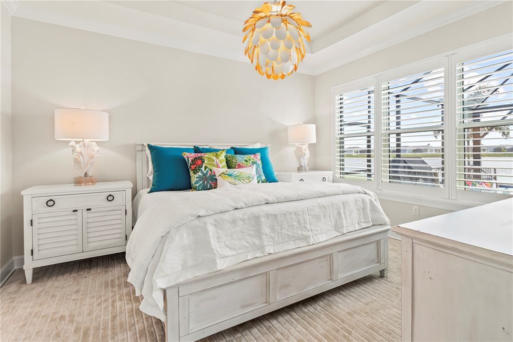 For Rent: $10,000 (3 beds, 2 baths, 1926 Square Feet)