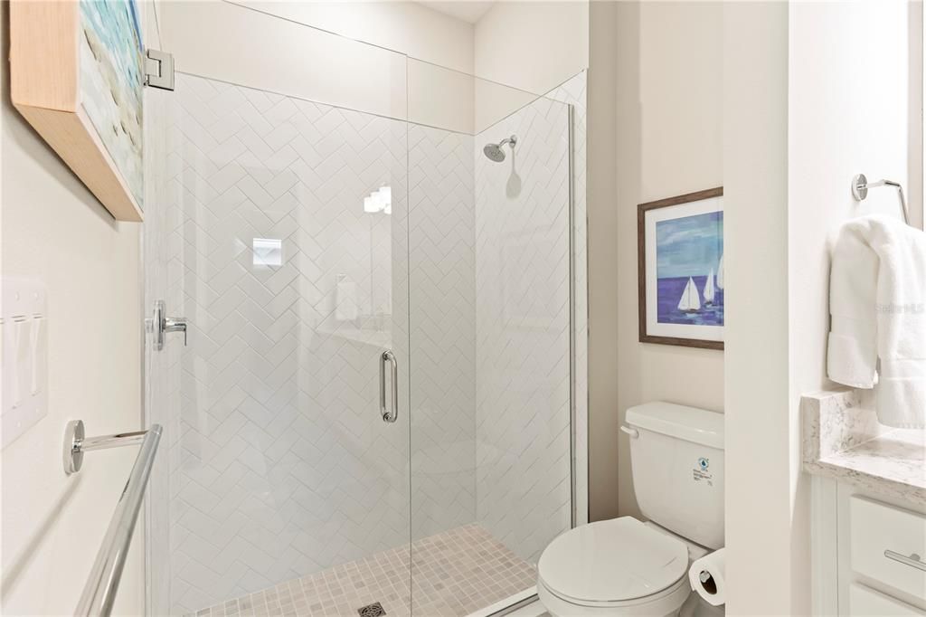 For Rent: $10,000 (3 beds, 2 baths, 1926 Square Feet)