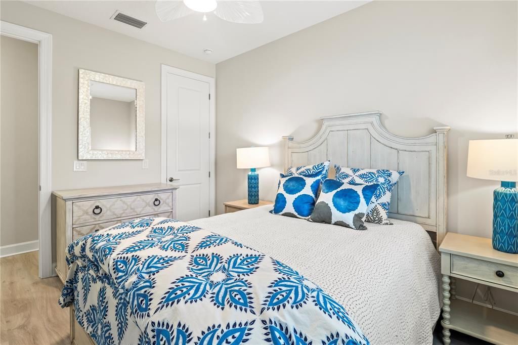 For Rent: $10,000 (3 beds, 2 baths, 1926 Square Feet)