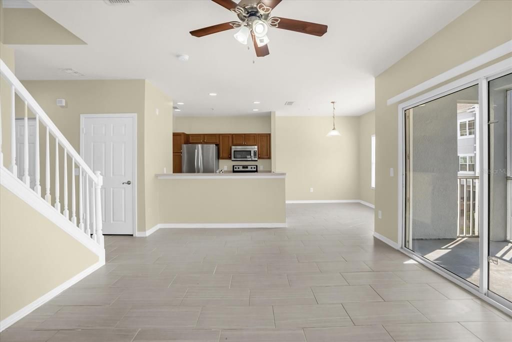 Active With Contract: $269,000 (2 beds, 2 baths, 1264 Square Feet)