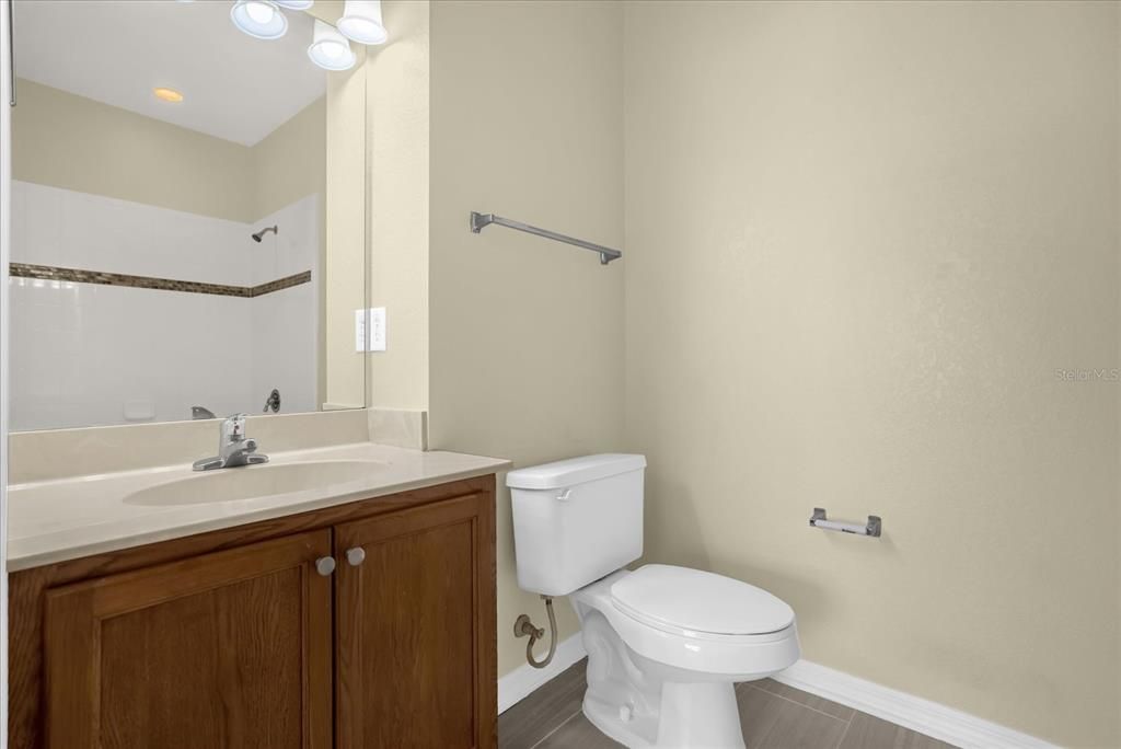 Active With Contract: $269,000 (2 beds, 2 baths, 1264 Square Feet)