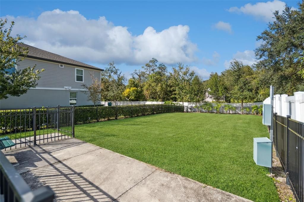 Active With Contract: $379,999 (3 beds, 2 baths, 1609 Square Feet)