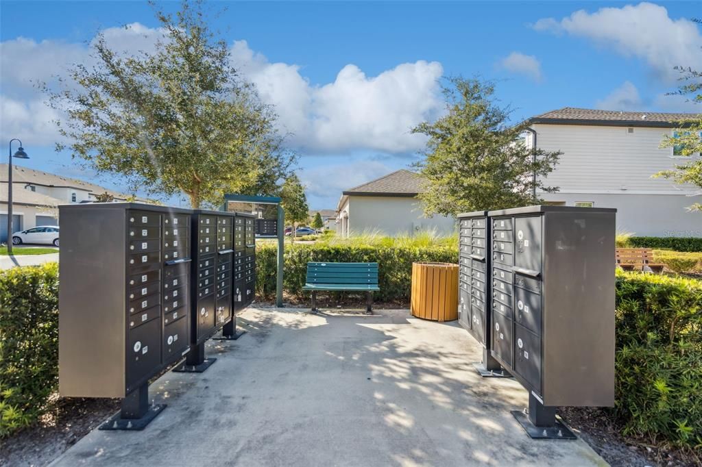 Active With Contract: $379,999 (3 beds, 2 baths, 1609 Square Feet)