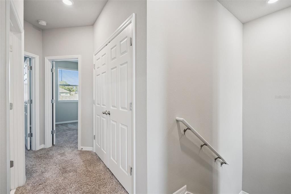 Active With Contract: $379,999 (3 beds, 2 baths, 1609 Square Feet)