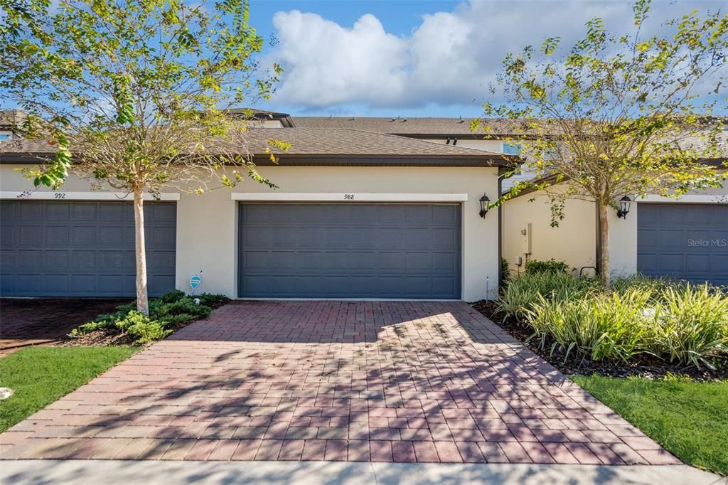 Active With Contract: $379,999 (3 beds, 2 baths, 1609 Square Feet)