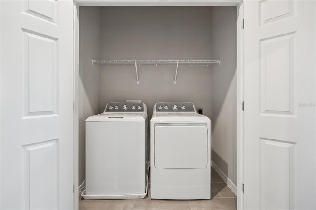 Active With Contract: $379,999 (3 beds, 2 baths, 1609 Square Feet)