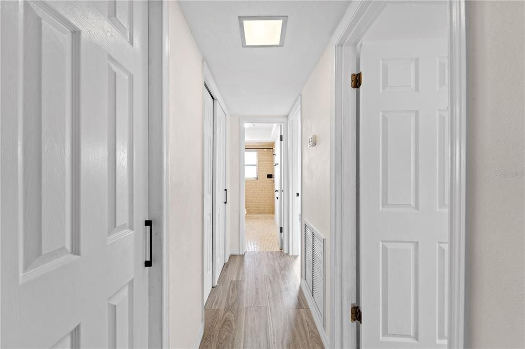 待售: $299,995 (3 贝兹, 2 浴室, 1724 平方英尺)