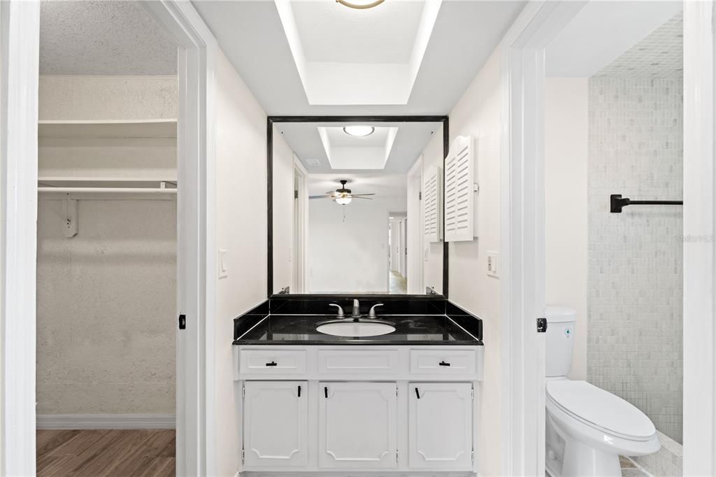 待售: $299,995 (3 贝兹, 2 浴室, 1724 平方英尺)