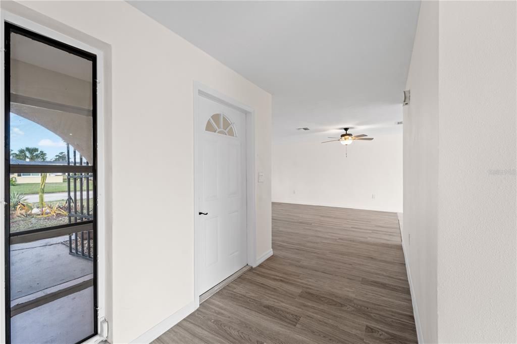 待售: $299,995 (3 贝兹, 2 浴室, 1724 平方英尺)