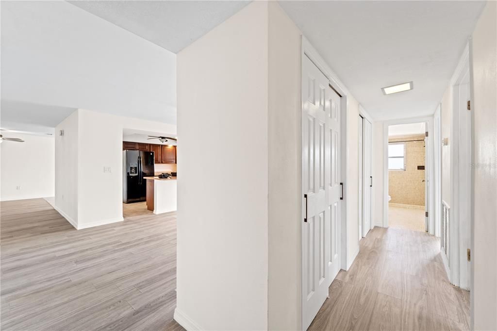 待售: $299,995 (3 贝兹, 2 浴室, 1724 平方英尺)