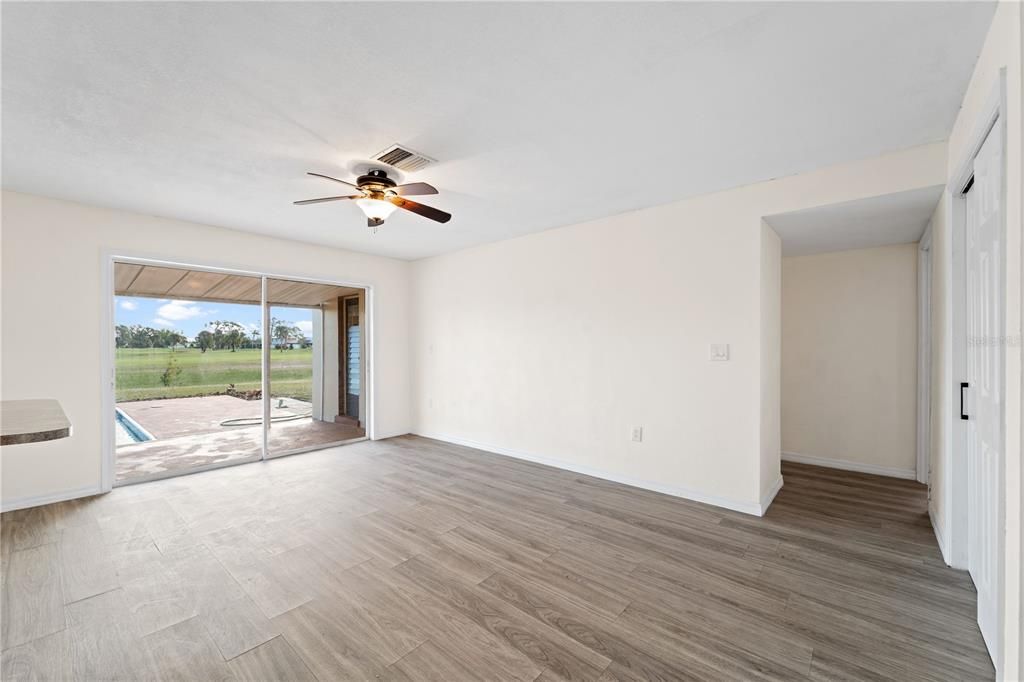 待售: $299,995 (3 贝兹, 2 浴室, 1724 平方英尺)