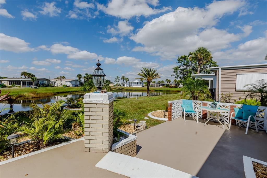 For Sale: $170,000 (2 beds, 2 baths, 936 Square Feet)