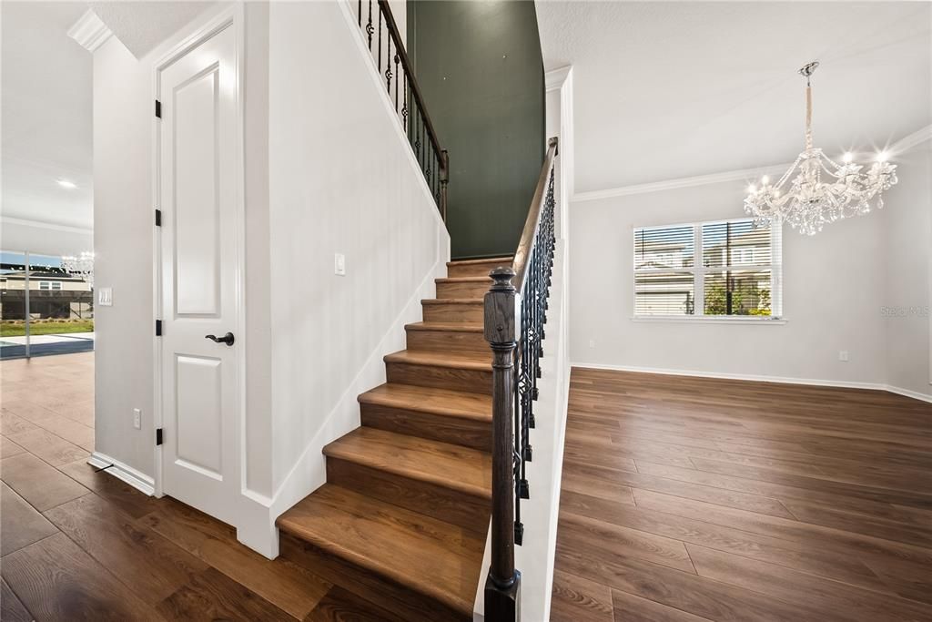 For Sale: $1,349,000 (5 beds, 3 baths, 4342 Square Feet)