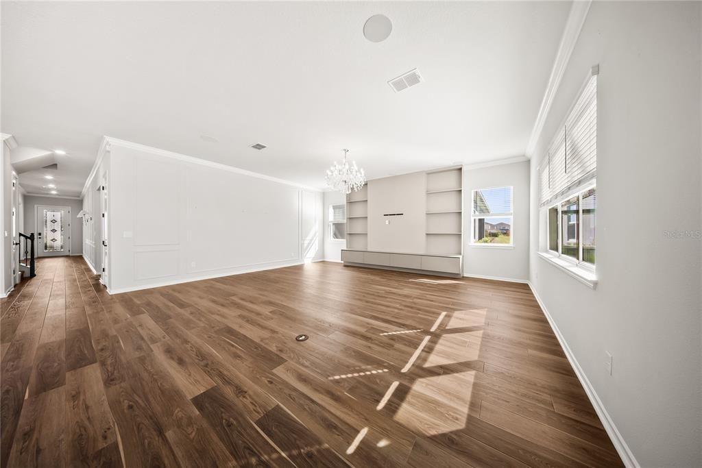 For Sale: $1,349,000 (5 beds, 3 baths, 4342 Square Feet)