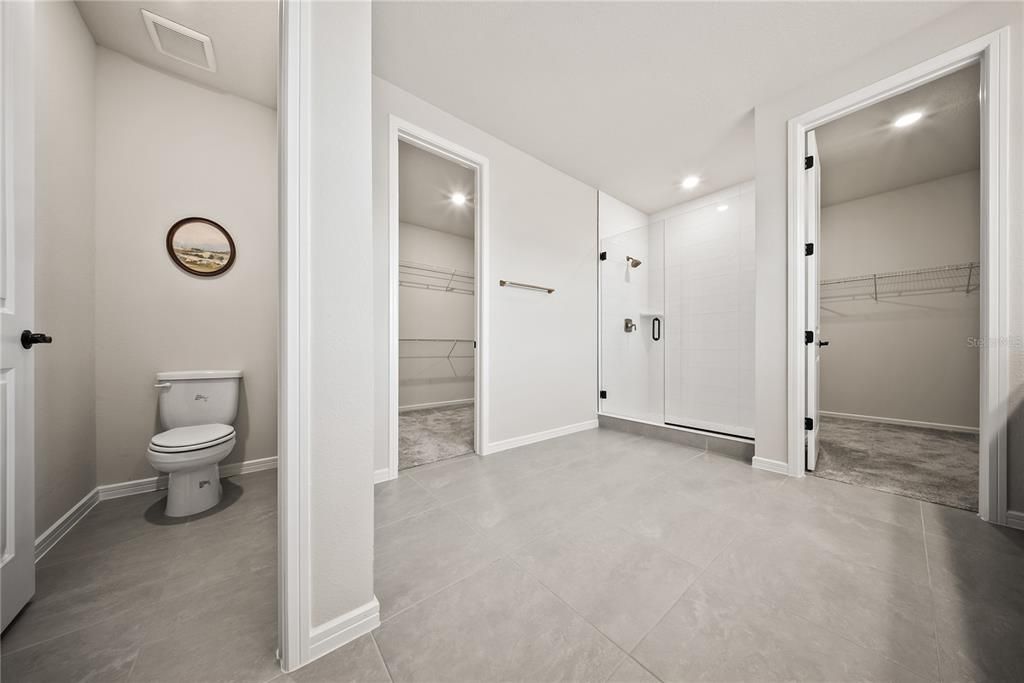 For Sale: $1,349,000 (5 beds, 3 baths, 4342 Square Feet)