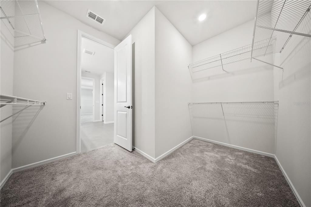 For Sale: $1,349,000 (5 beds, 3 baths, 4342 Square Feet)