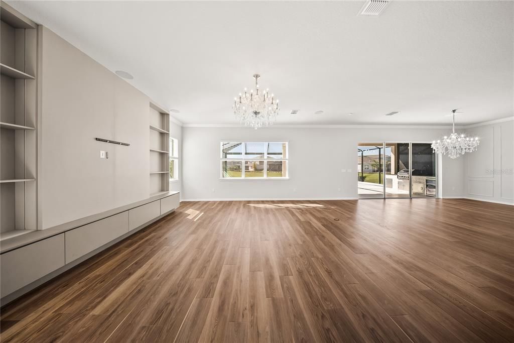 For Sale: $1,349,000 (5 beds, 3 baths, 4342 Square Feet)