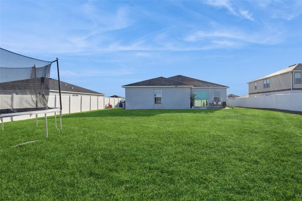 For Sale: $359,999 (4 beds, 2 baths, 1983 Square Feet)