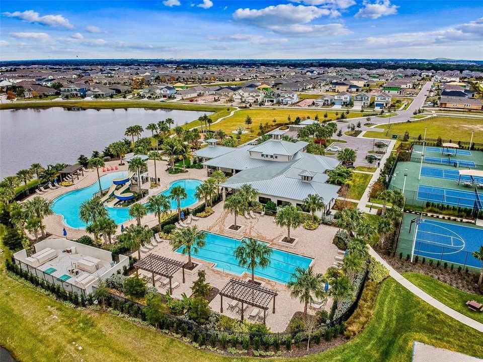 出租: $3,000 (4 贝兹, 2 浴室, 2532 平方英尺)