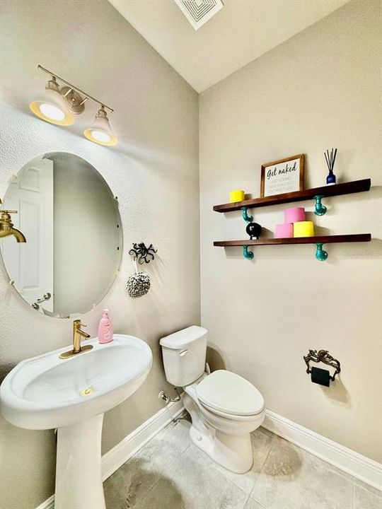 出租: $3,000 (4 贝兹, 2 浴室, 2532 平方英尺)