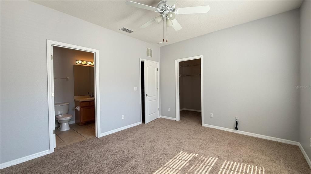 For Rent: $1,800 (4 beds, 3 baths, 1512 Square Feet)