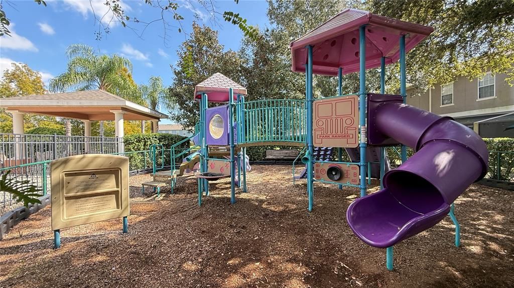 For Rent: $1,800 (4 beds, 3 baths, 1512 Square Feet)