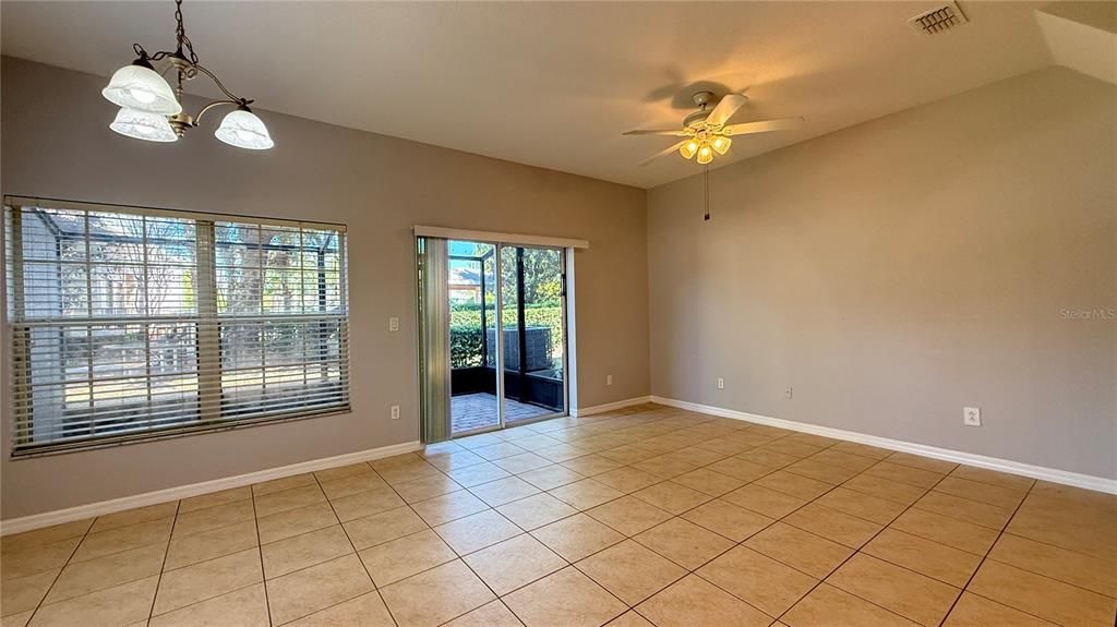 For Rent: $1,800 (4 beds, 3 baths, 1512 Square Feet)