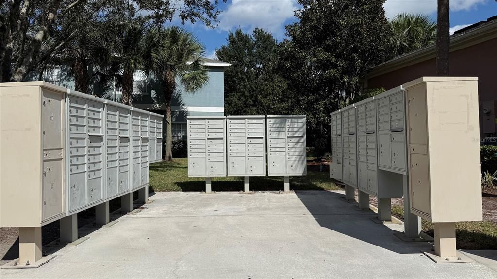 For Rent: $1,800 (4 beds, 3 baths, 1512 Square Feet)