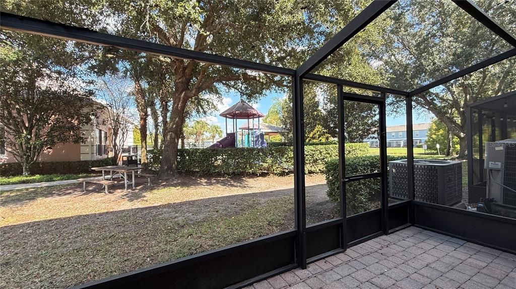 For Rent: $1,800 (4 beds, 3 baths, 1512 Square Feet)