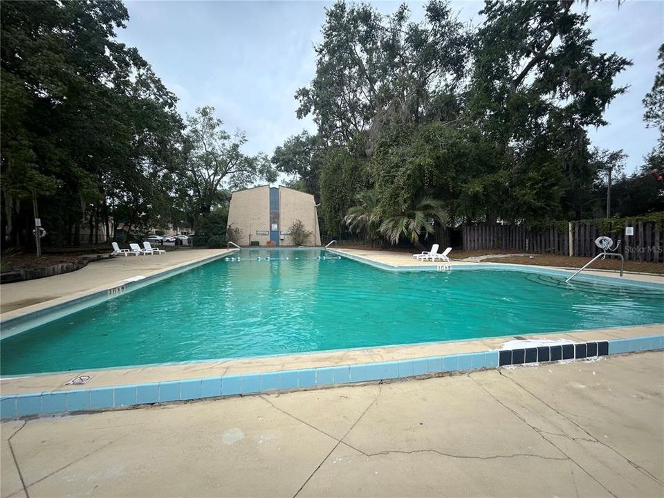 В аренду: $1,050 (2 спален, 1 ванн, 876 Квадратных фут)