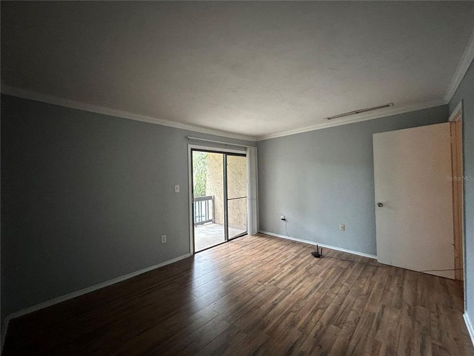 В аренду: $1,050 (2 спален, 1 ванн, 876 Квадратных фут)