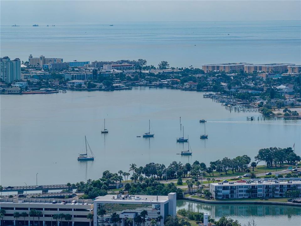 待售: $140,000 (1 贝兹, 1 浴室, 722 平方英尺)