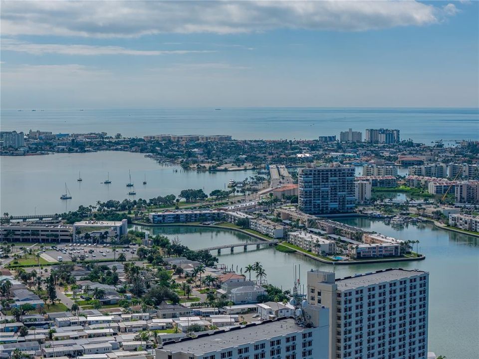 待售: $140,000 (1 贝兹, 1 浴室, 722 平方英尺)