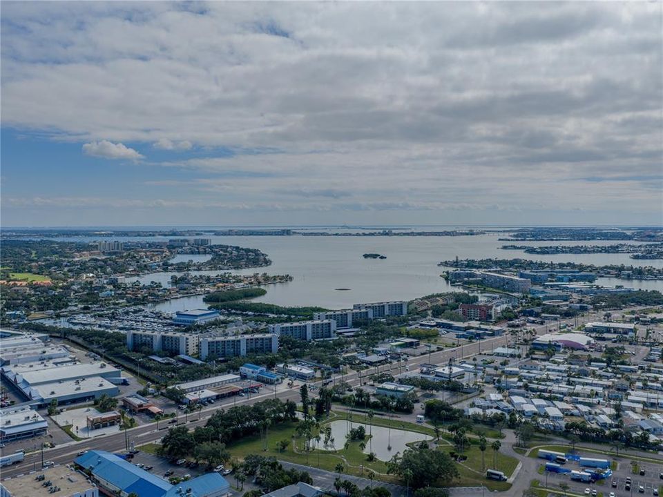 待售: $140,000 (1 贝兹, 1 浴室, 722 平方英尺)