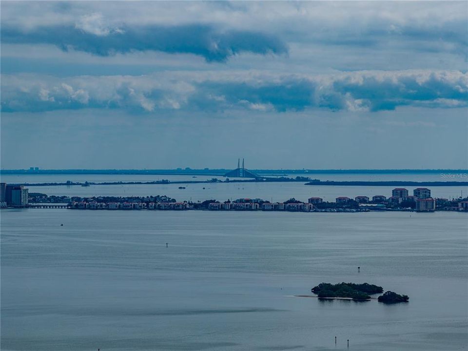 待售: $140,000 (1 贝兹, 1 浴室, 722 平方英尺)