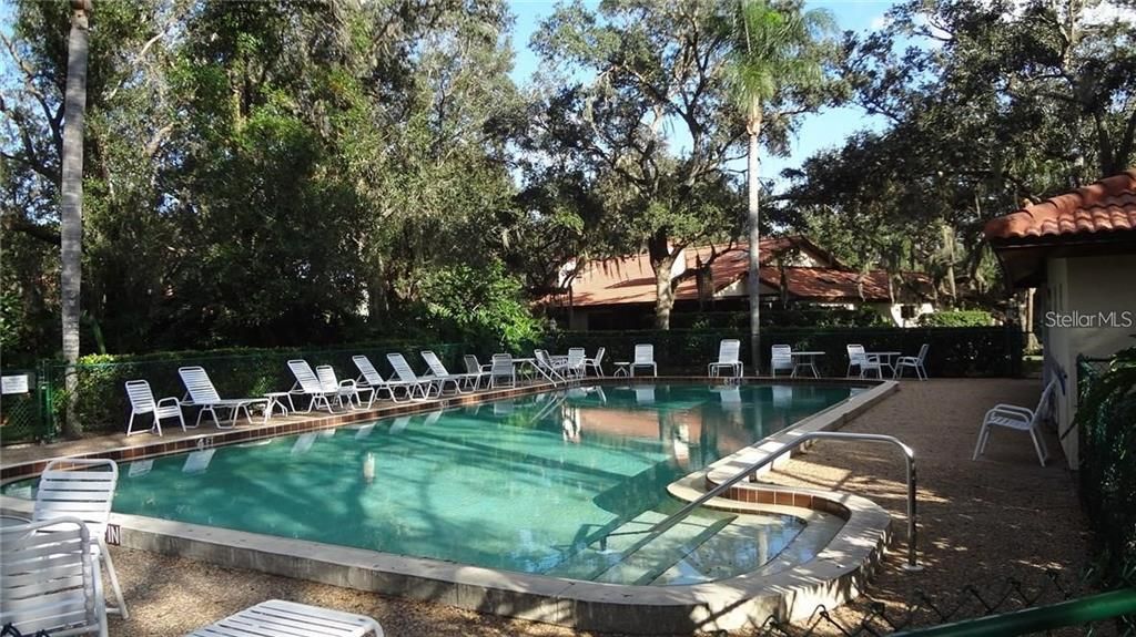 For Rent: $2,400 (3 beds, 2 baths, 2000 Square Feet)