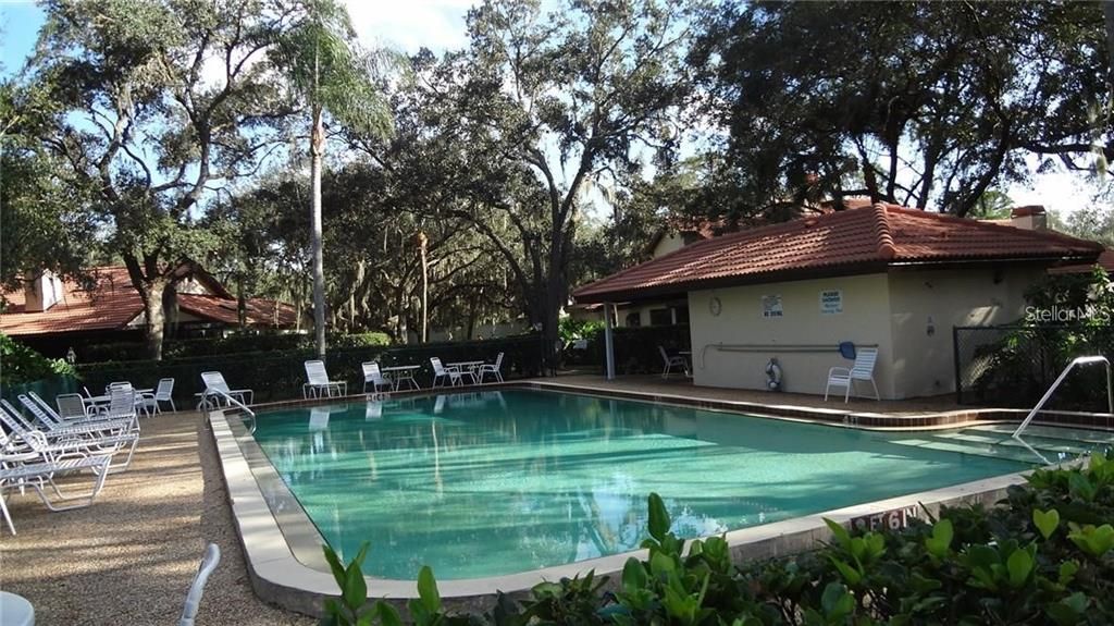 For Rent: $2,400 (3 beds, 2 baths, 2000 Square Feet)