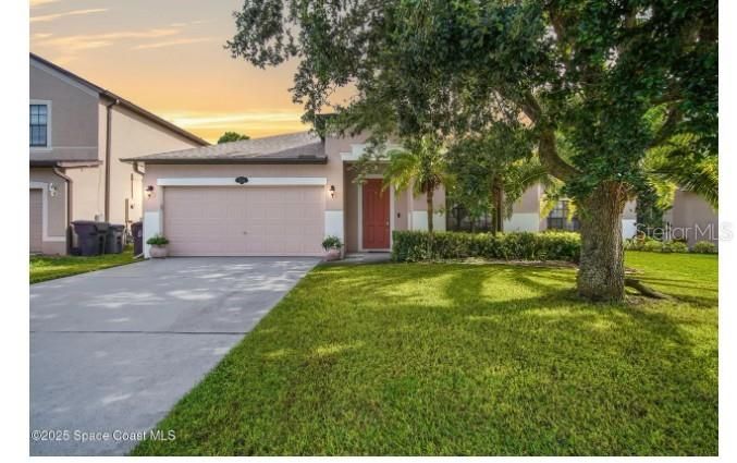 Recently Sold: $350,000 (3 beds, 2 baths, 1958 Square Feet)