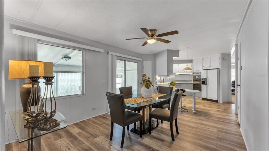 待售: $149,000 (2 贝兹, 2 浴室, 1344 平方英尺)