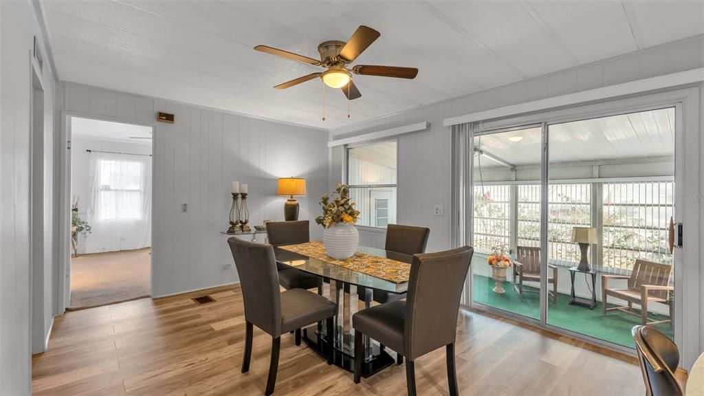 待售: $149,000 (2 贝兹, 2 浴室, 1344 平方英尺)