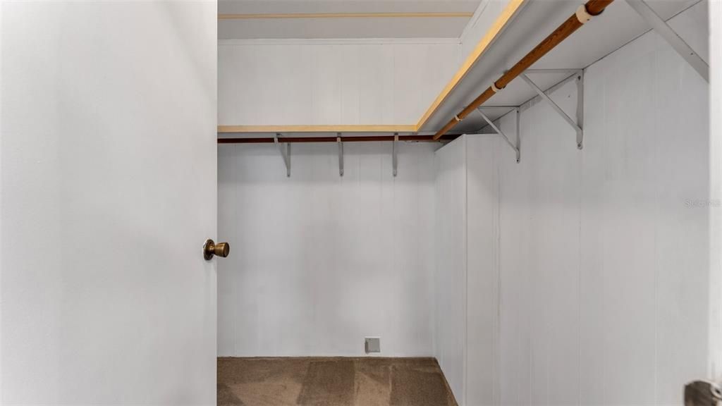 待售: $149,000 (2 贝兹, 2 浴室, 1344 平方英尺)