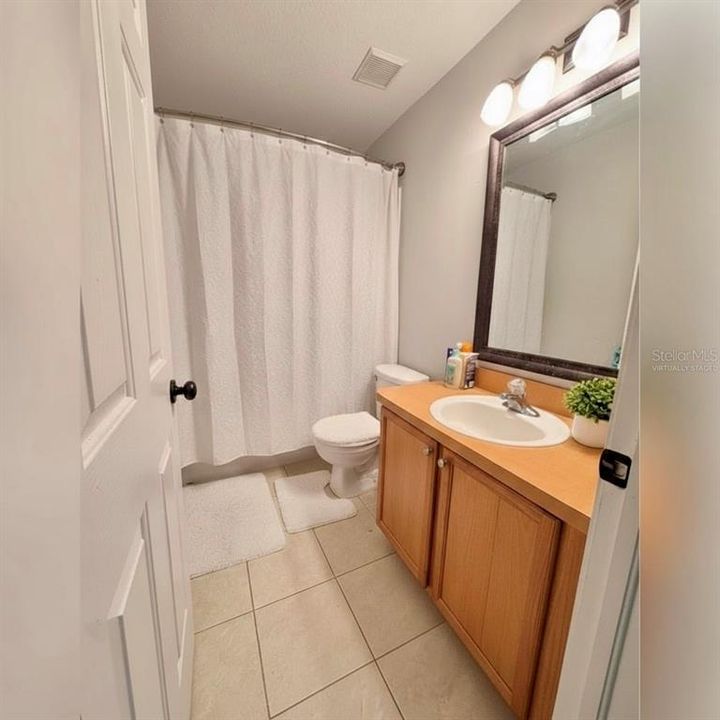 En Venta: $220,000 (3 camas, 2 baños, 1408 Pies cuadrados)