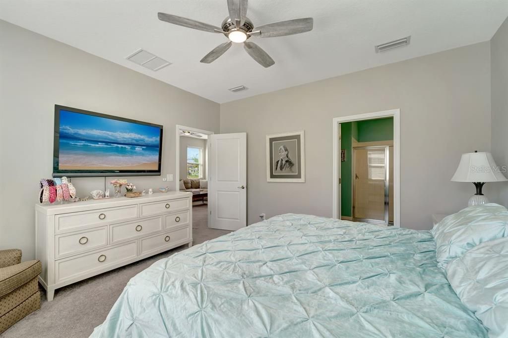 En Venta: $399,000 (3 camas, 2 baños, 1619 Pies cuadrados)