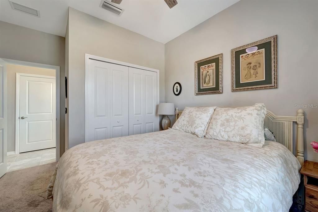 En Venta: $399,000 (3 camas, 2 baños, 1619 Pies cuadrados)