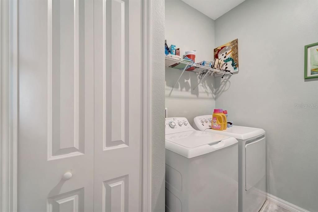 En Venta: $399,000 (3 camas, 2 baños, 1619 Pies cuadrados)