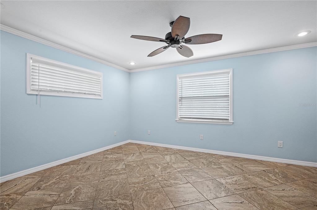 For Rent: $3,600 (4 beds, 2 baths, 1655 Square Feet)