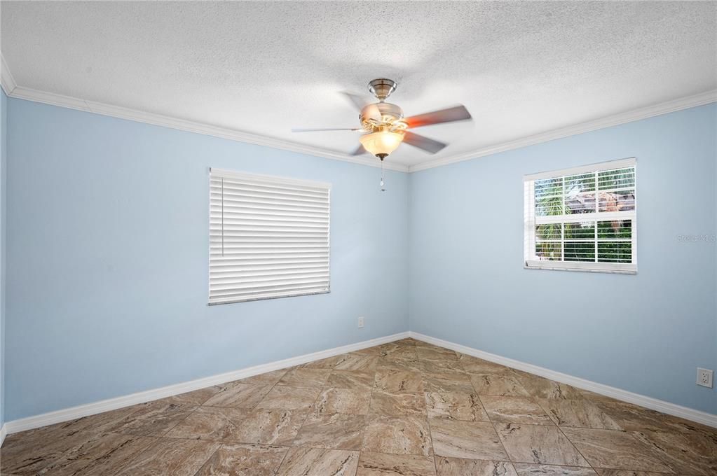 For Rent: $3,600 (4 beds, 2 baths, 1655 Square Feet)